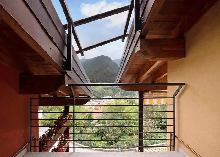 Casa Appartamento Asso